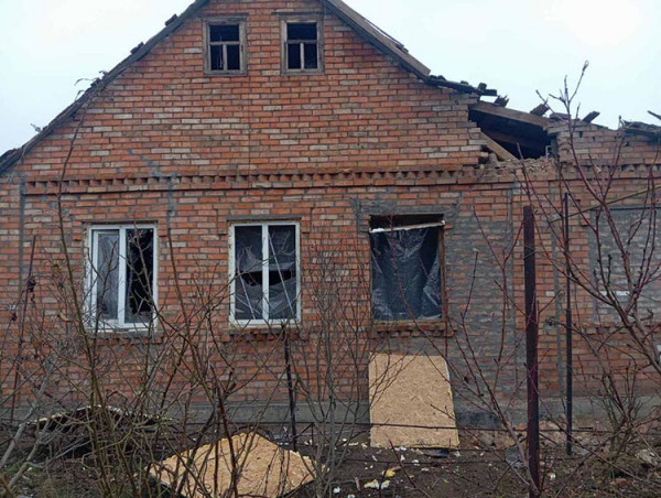 Десяток атак: на Нікопольщині окупанти поранили чоловіка