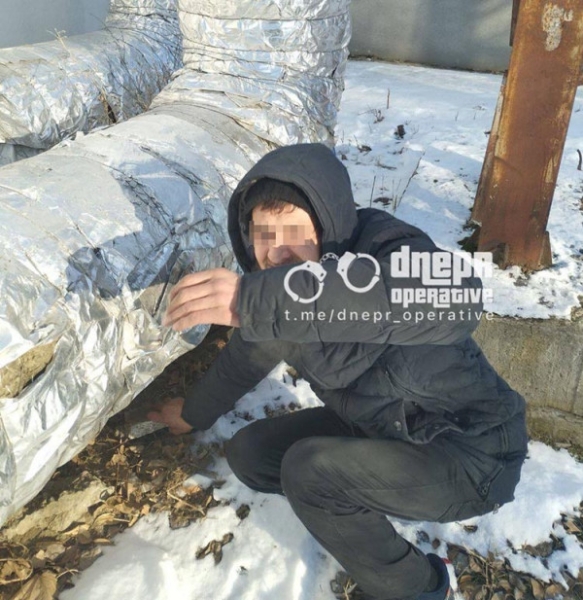 У Дніпрі шукачі «наркоскарбів» зруйнували ізоляцію теплотраси