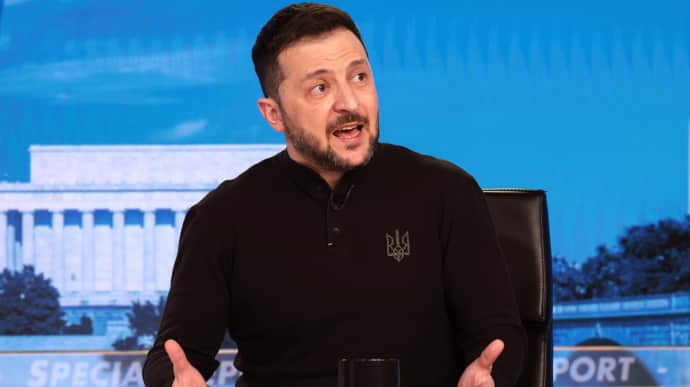 Зеленський: «Міняти мене буде непросто, але я міняюся на НАТО»