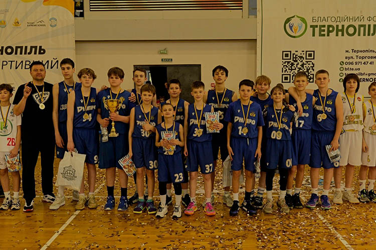 Юні баскетболісти Дніпра стали чемпіонами України
