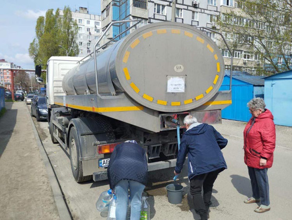 Водоканал пояснив причину появи ржавої води у кранах мешканців Лівобережного-3