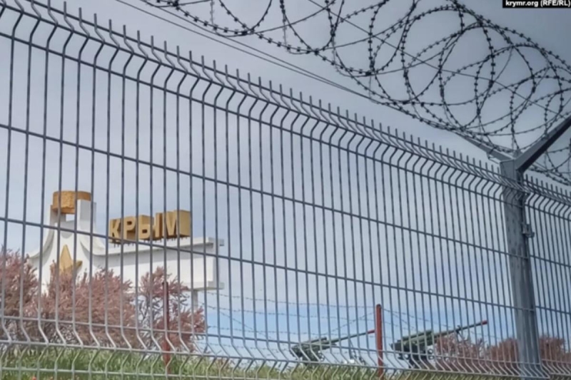 Крим став епіцентром перемовин про мир в Україні -  і пояснюємо чому