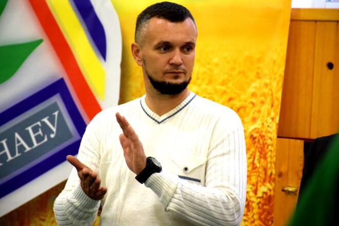 Схилимо голови. Волейбольний тренер, життя якого обірвалося на Луганщині