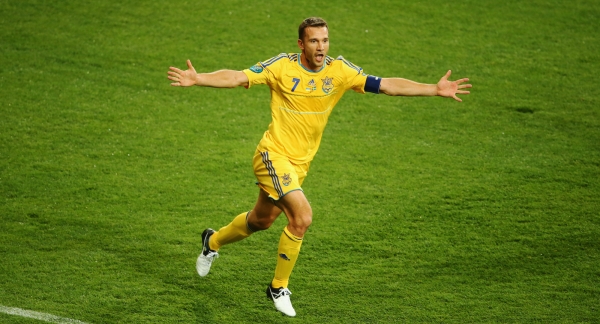 Hall of Fame: як віковий Шева “зробив” праймового Златана, або Найкращий матч Шевченка за збірну