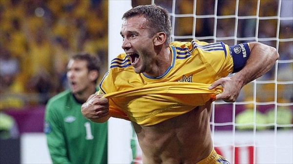 Hall of Fame: як віковий Шева “зробив” праймового Златана, або Найкращий матч Шевченка за збірну