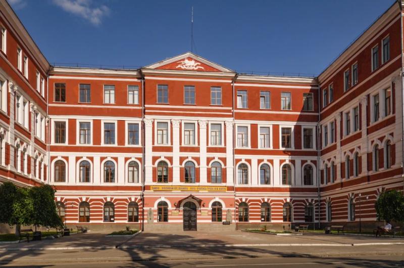 Кам'янець-Подільський національний університет імені Івана Огієнка тепер стане Подільським держуніверситетом: чим це загрожує