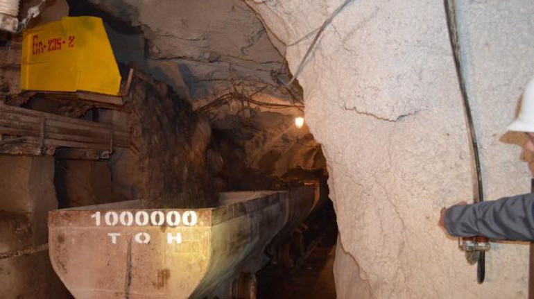 У ці хвилини настає велика екологічна катастрофа: на Кіровоградщині водою затоплюється уранова шахта