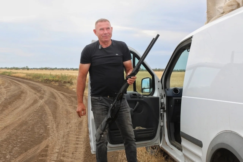 Аграрій на поле виходить тільки з РЕБом та рушницею, яка вміщує 10 набоїв