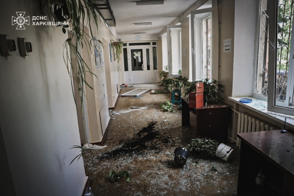 У Харкові росіяни поцілили в туберкульозну лікарню: ''привітали'' з прийдешнім святом 