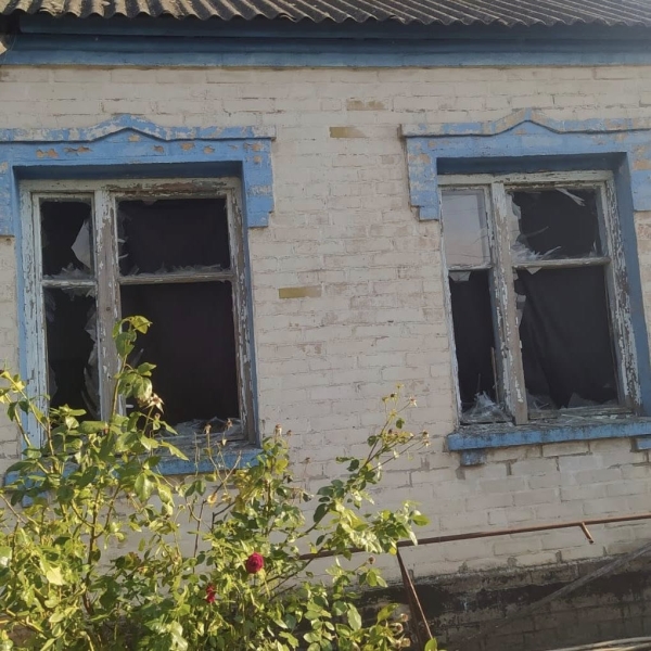 У Нікопольщині орда пошкодила 5 приватних будинків, комунальне підприємство і 2 авто