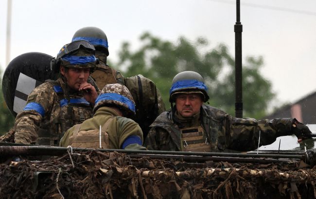 Війна: росіяни штурмують на десяти напрямках