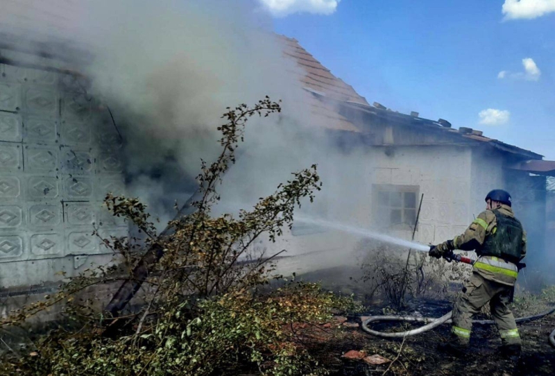 Вночі нацисти били по Нікопольщині і Покровській громаді, пошкодили сільгосппідприємство
