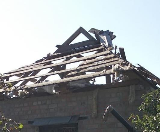 Нікопольщину і Синельниківщину знову атакували рашисти, загинув 49-річний чоловік, шестеро людей постраждали
