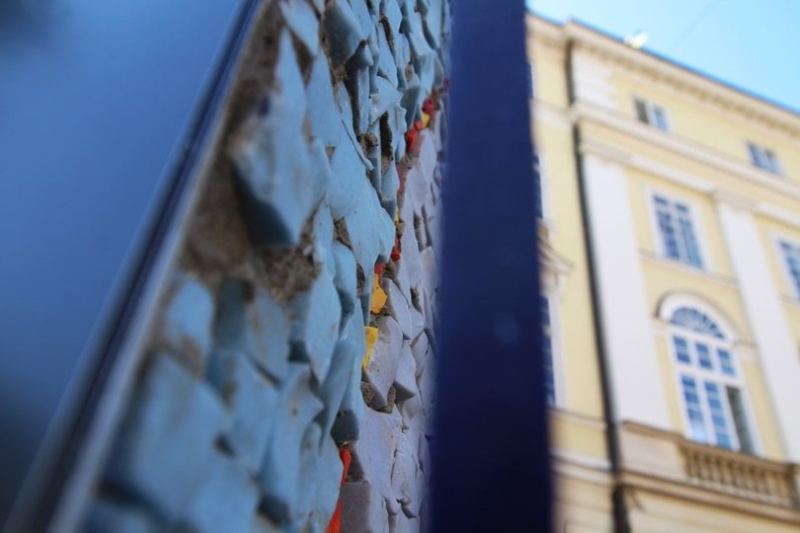 У центрі Львова презентували відтворену мозаїку «Боривітер» Алли Горської